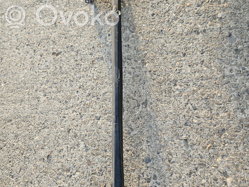 Volkswagen Golf V Front bumper cross member 
