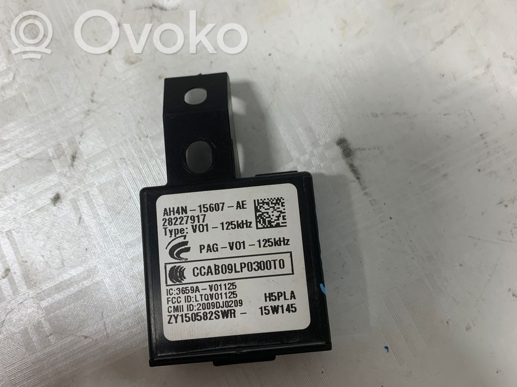 Land Rover Range Rover Classic Unitate/modul de control fără cheie (KESSY) 