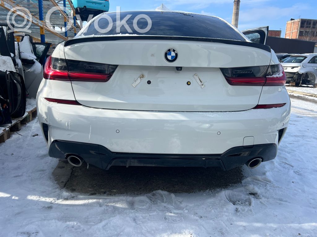 Tailgate/trunk/boot lid   90615