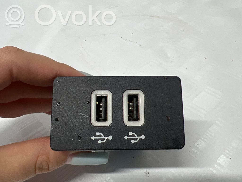 Ford Ranger Unité de contrôle USB 