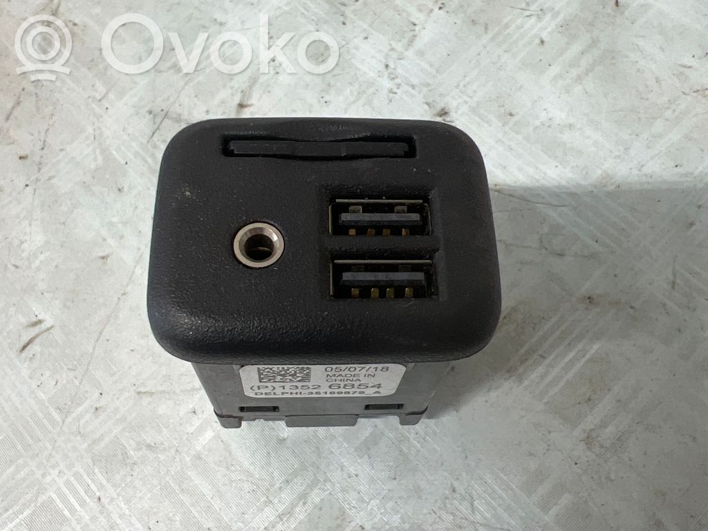 Opel Insignia B Unidad de control del USB 