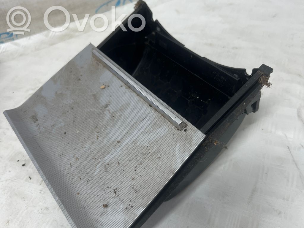 Guantera   5E2863077B,5E2863077B
