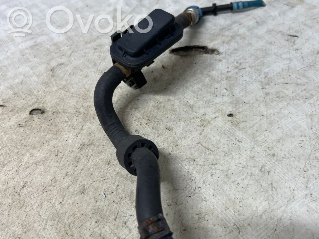 Volkswagen PASSAT B8 Válvula de vacío