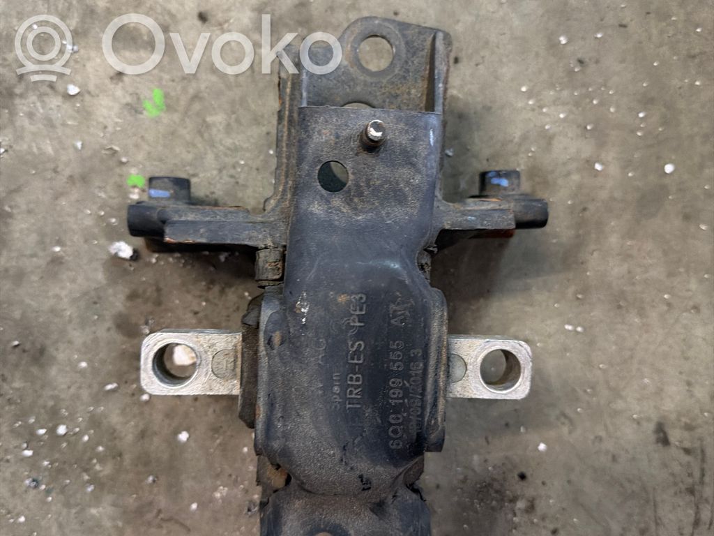 Skoda Fabia Mk3 (NJ) Suport tampon motor