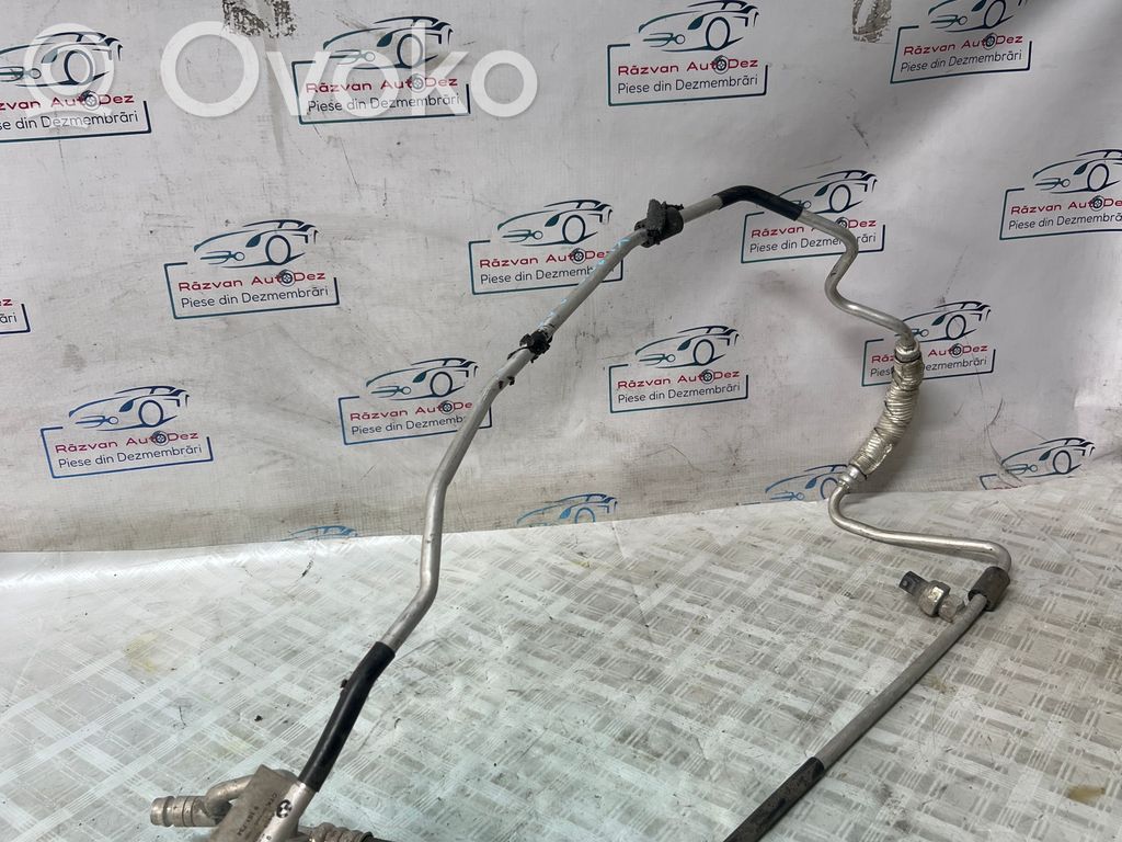 Ilmastointilaitteen putki (A/C)   915173404,915173404