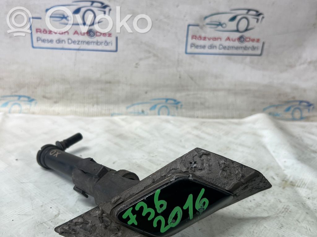 BMW 4 F32 F33 Zaślepka spryskiwacza lampy przedniej 