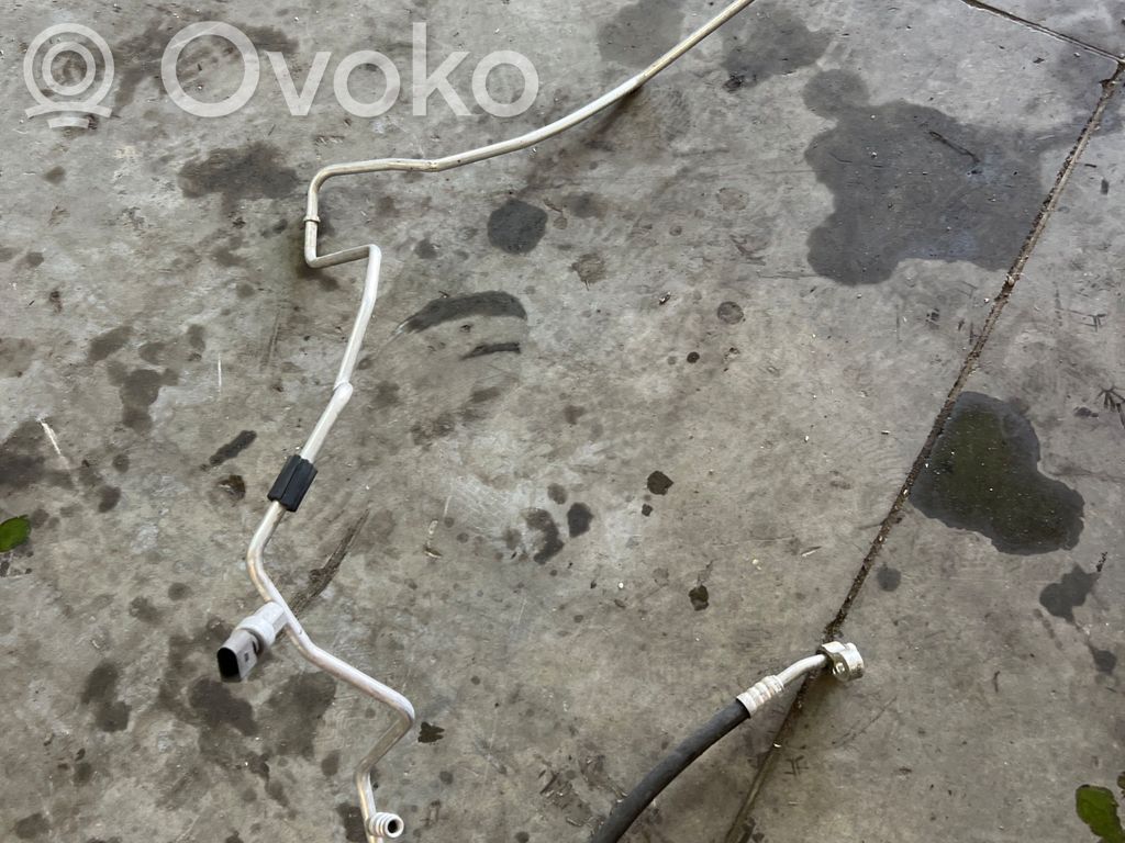Ilmastointilaitteen putki (A/C)   6R2820741AB,6R2820741AB