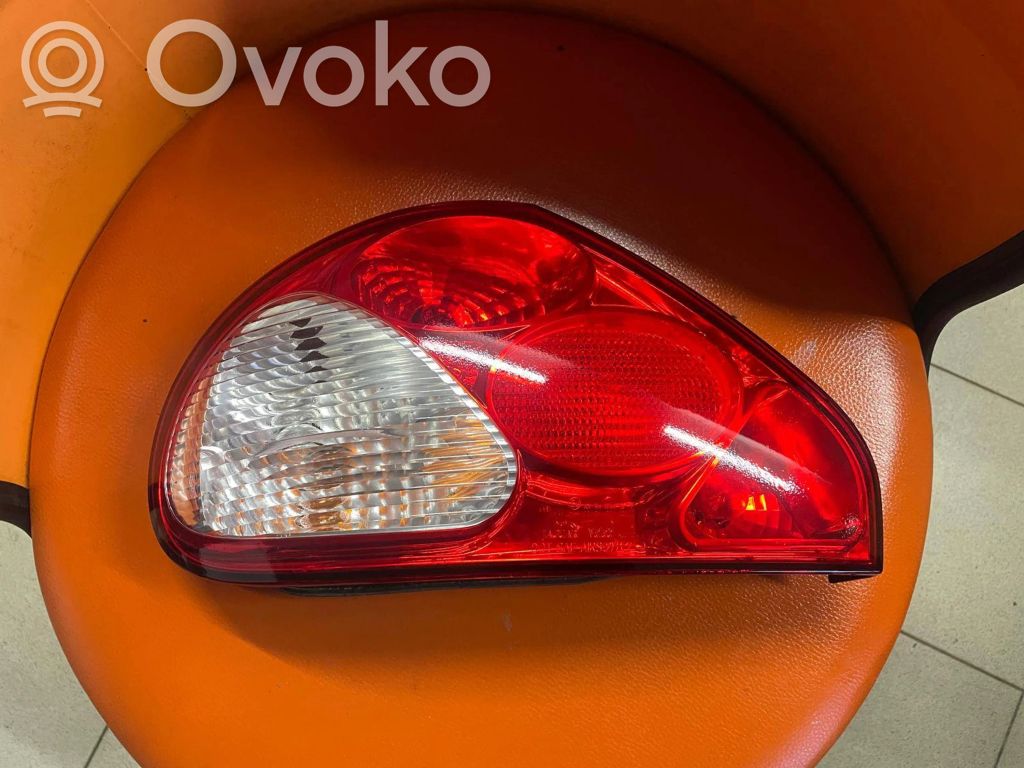 Jaguar X-Type Rear/tail lights 