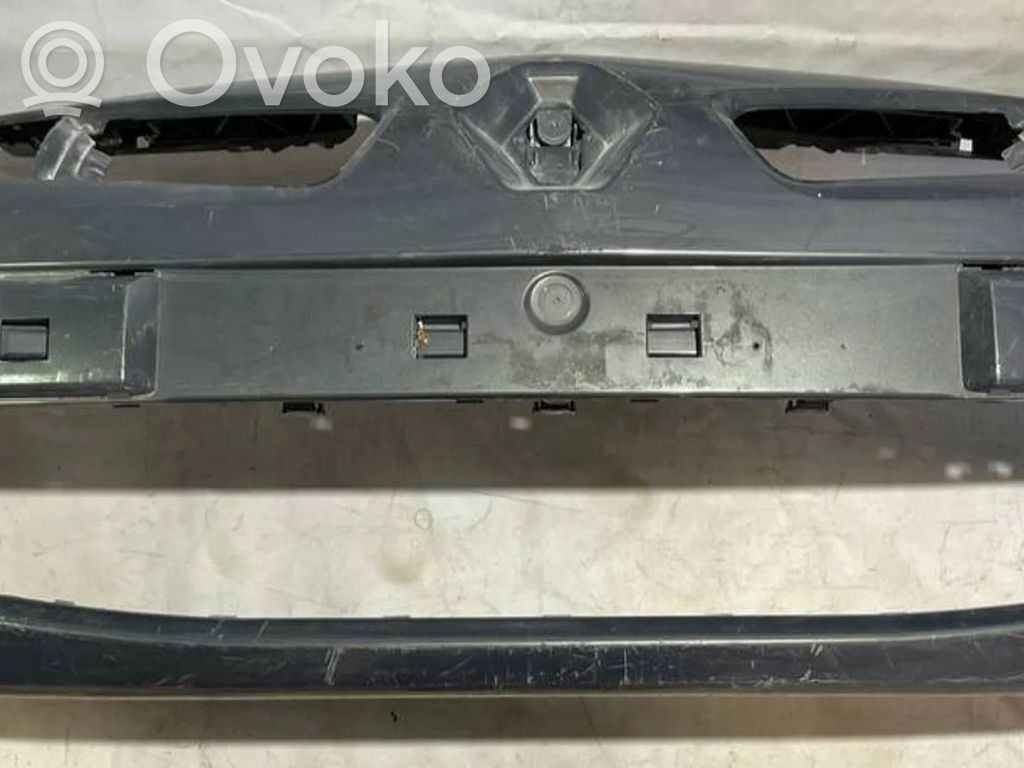 Renault Megane II Paraurti anteriore 