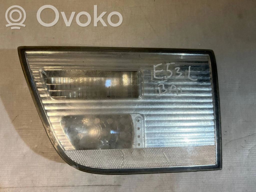 Tailgate rear/tail lights   050607