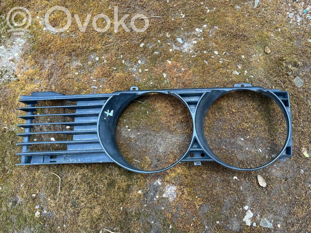 BMW 7 E32 Under headlight/headlamp trim 
