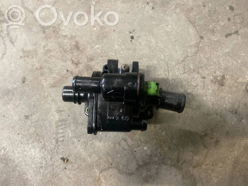 Termostaatin kotelo   9654393880,00027100,0027101,2S608A586AD,2S6Q8A586AA,9654393980,9671565980,Y401151H08