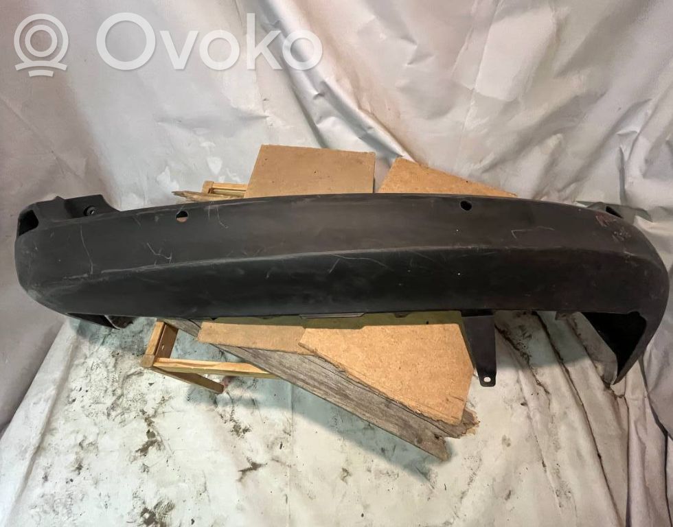 Toyota RAV 4 (XA40) Moldura inferior del parachoques trasero 
