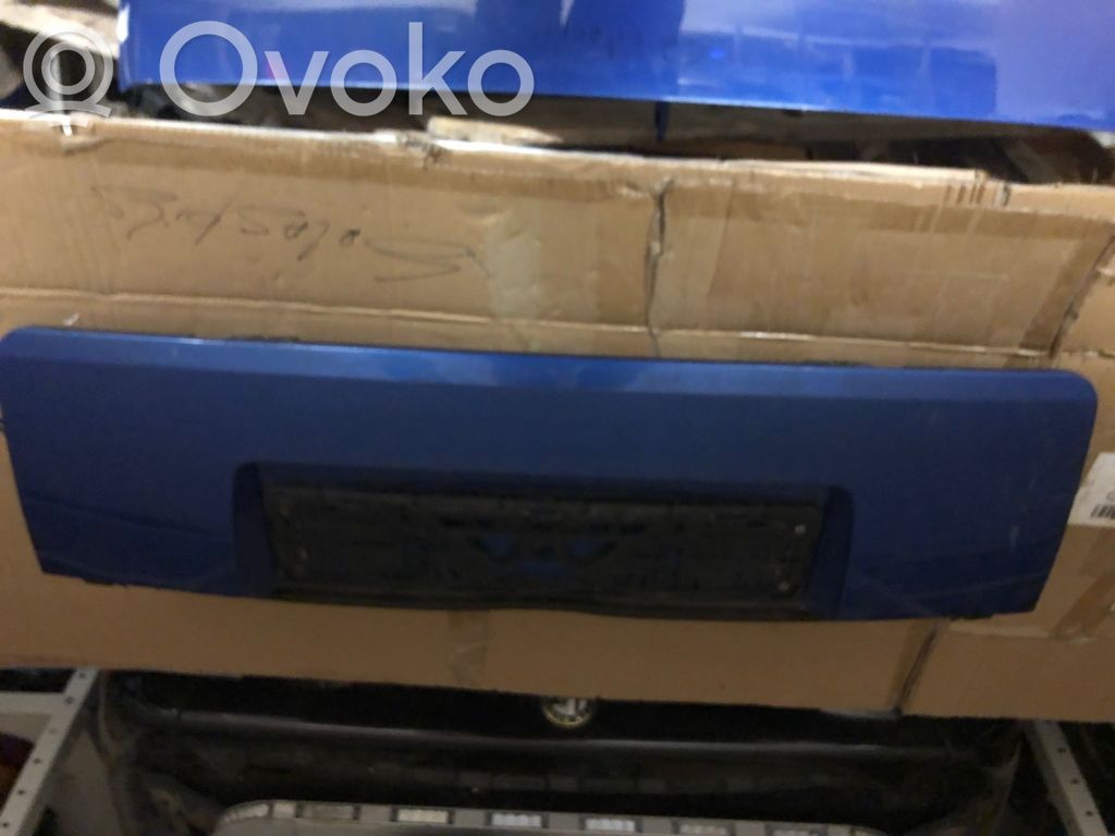 Truck tailgate