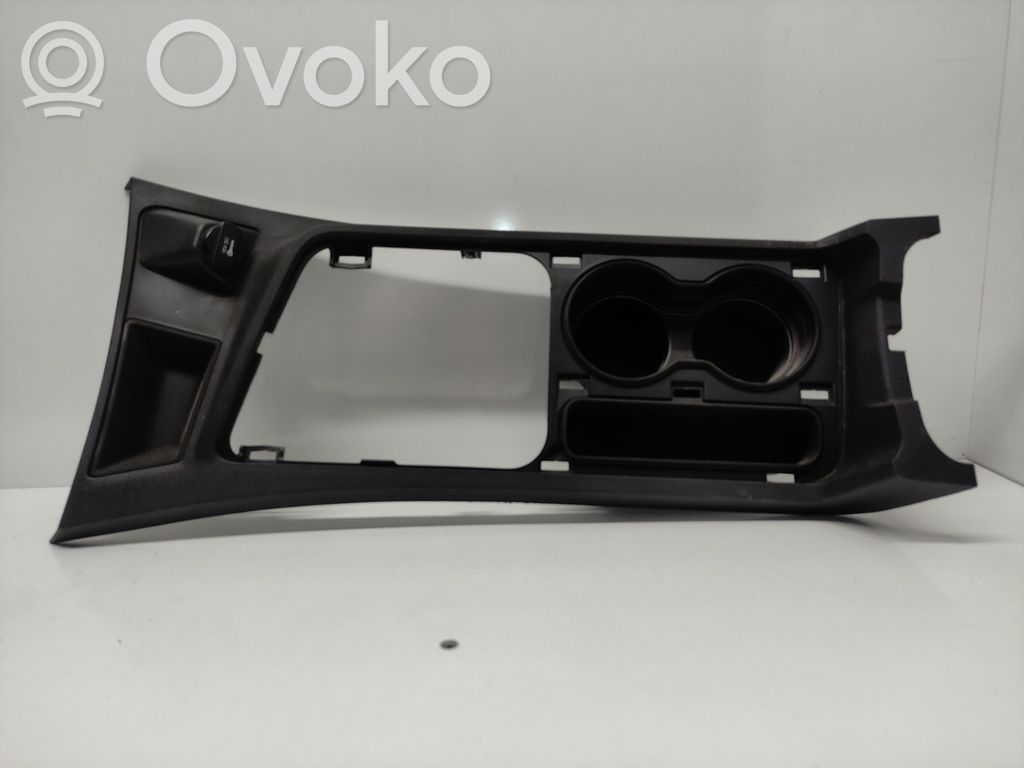 Center console   1188388AB,1GX261AAAH,04662055AC,S1GX261AAAH