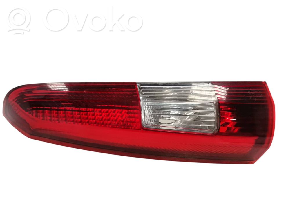 Volvo V70 Rear/tail lights 