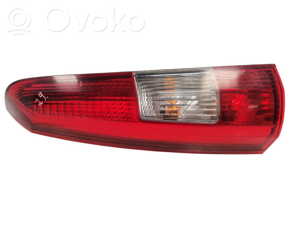Volvo V70 Rear/tail lights 