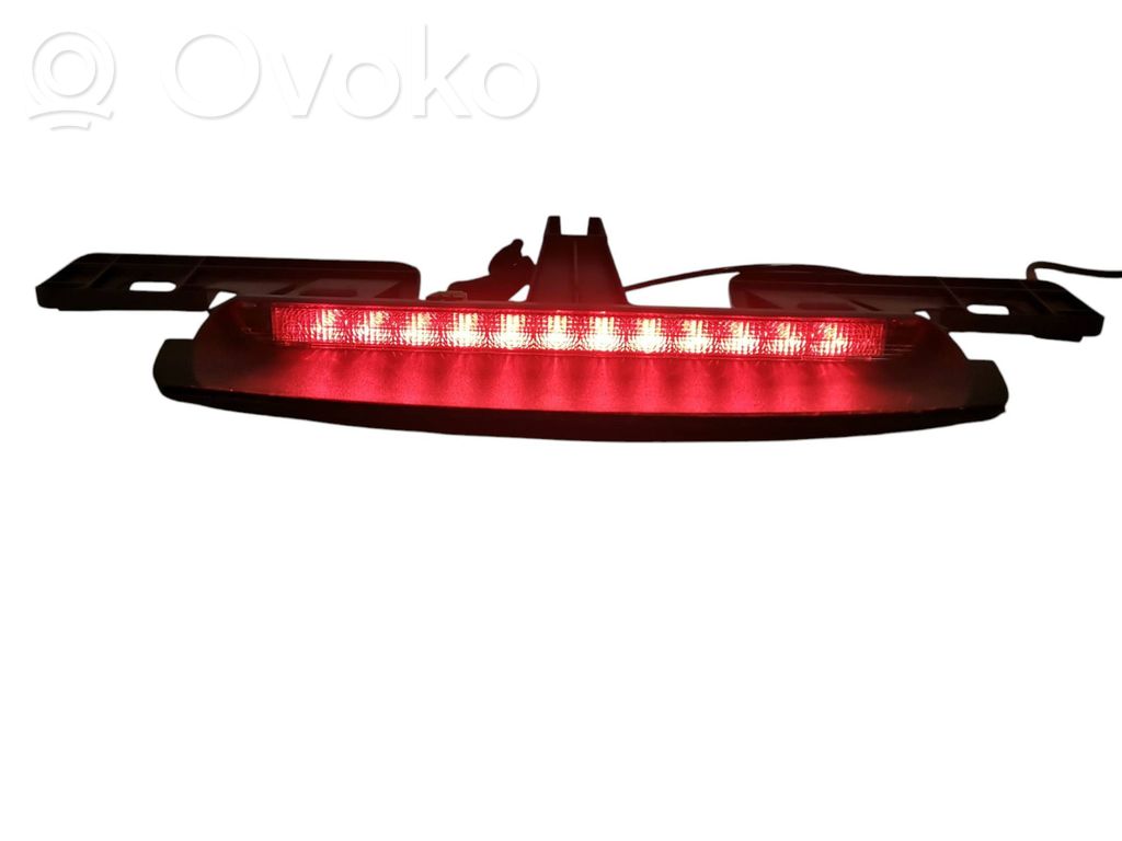 Volvo S80 Third/center stoplight 