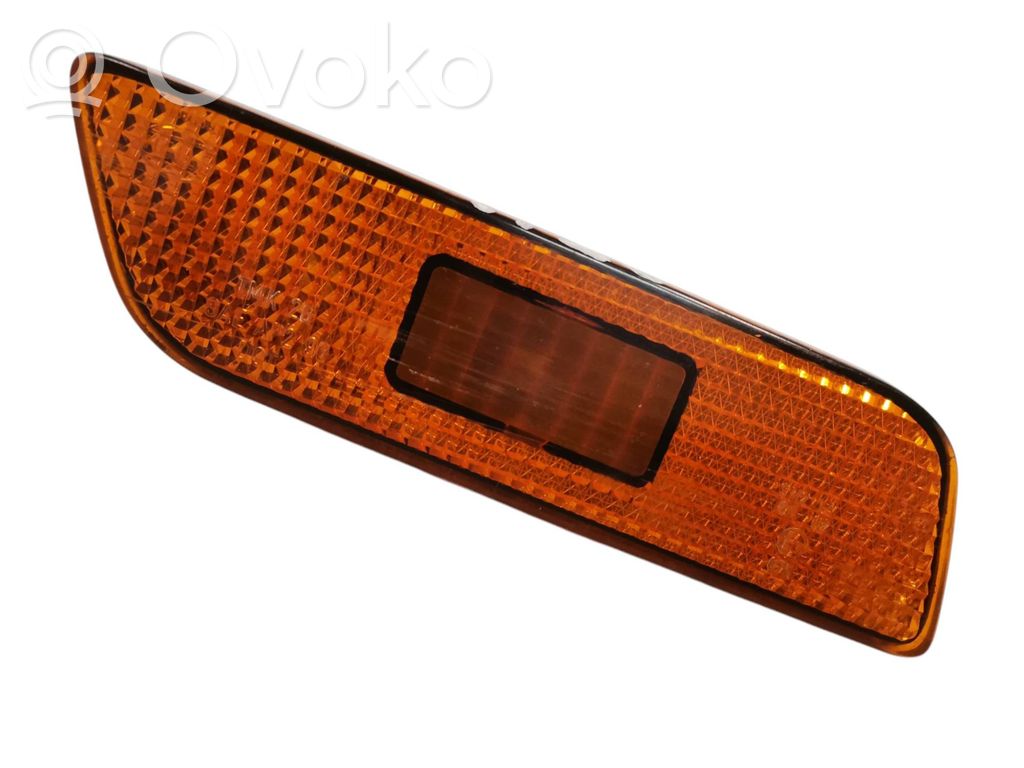 Volvo S80 Front reflector 
