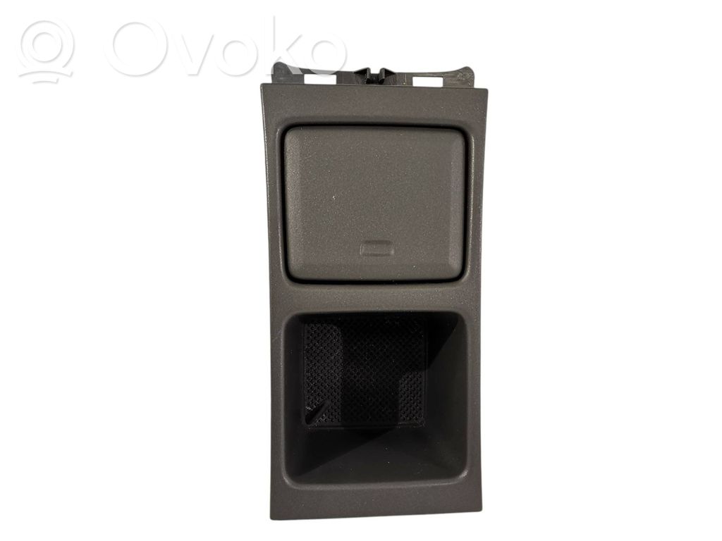 Volvo V70 Ashtray (front) 