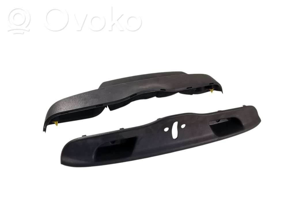 Volvo C30 Tailgate/boot cover trim set 