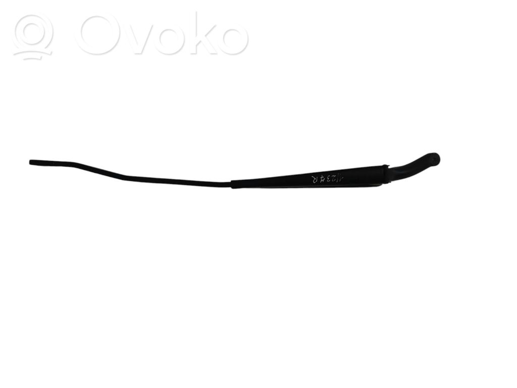 Volvo S60 Front wiper blade arm 