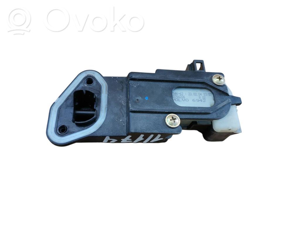 Volvo V50 Verrouillage du bouchon du réservoir de carburant 