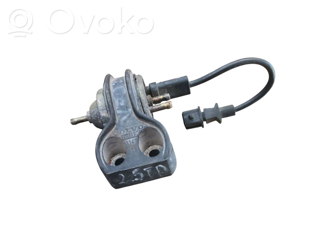 Volvo S70  V70  V70 XC Valve vacuum 