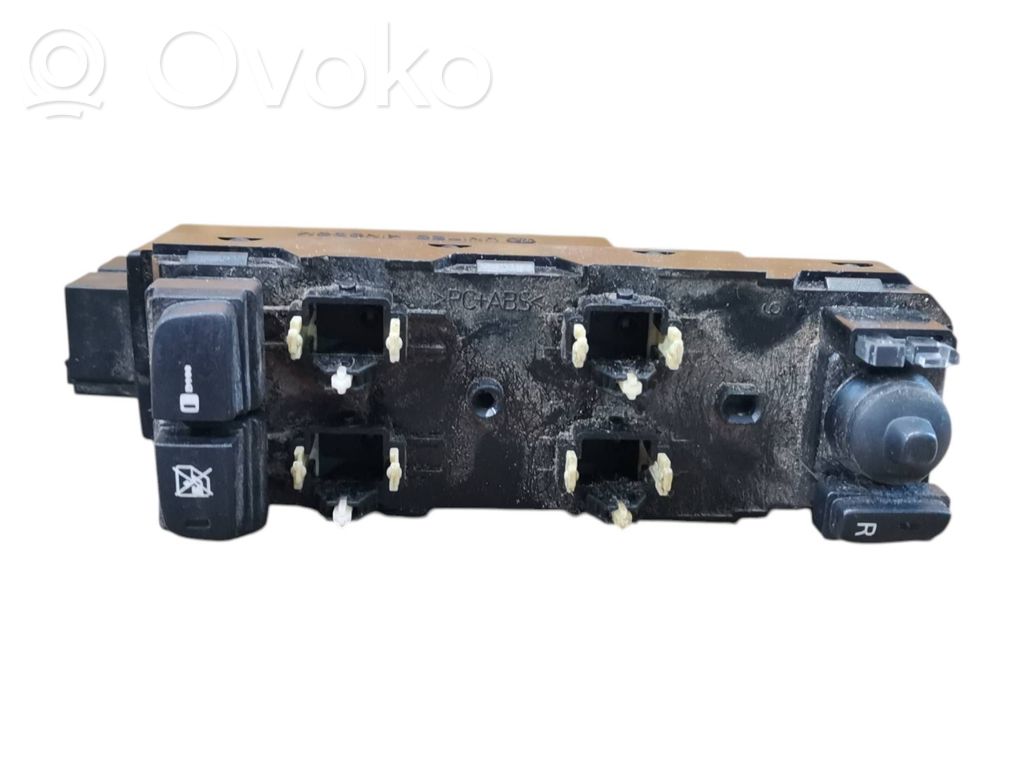 Volvo XC90 Electric window control switch 