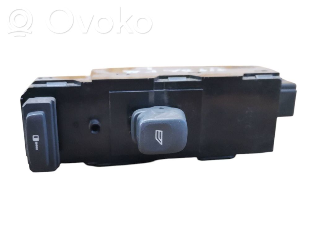 Volvo XC70 Electric window control switch 
