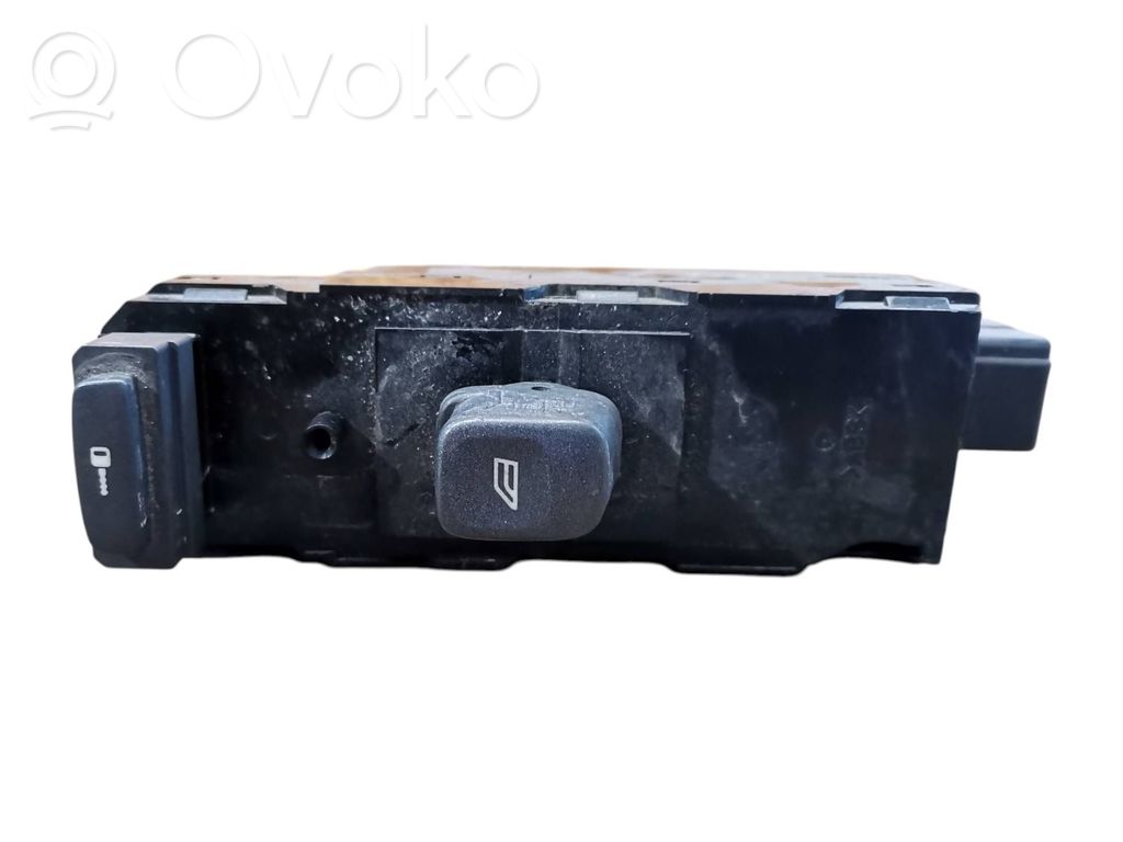 Volvo XC70 Electric window control switch 