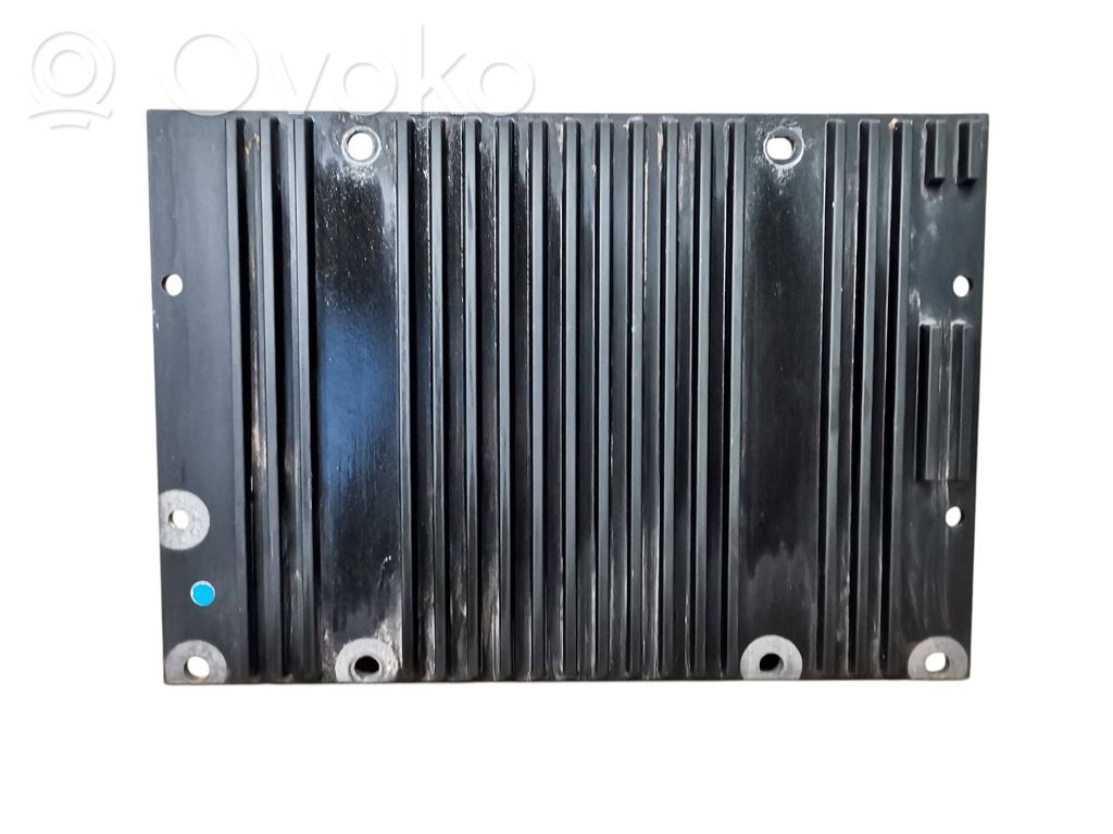 Volvo XC90 Garso stiprintuvas 