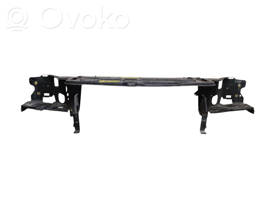 Volvo XC90 Radiatorių panelė 