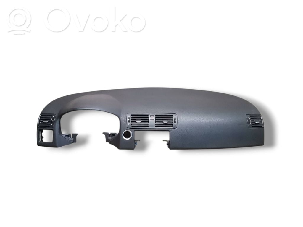 Volvo V50 Panelė 