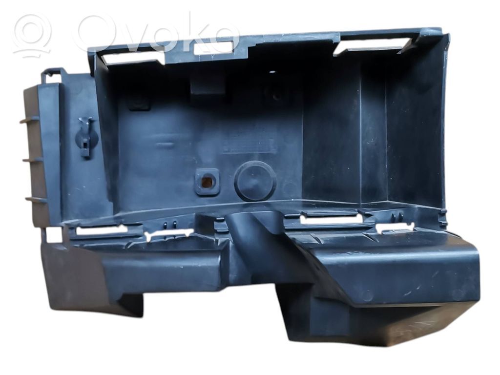 Volvo XC90 Rear bumper mounting bracket 