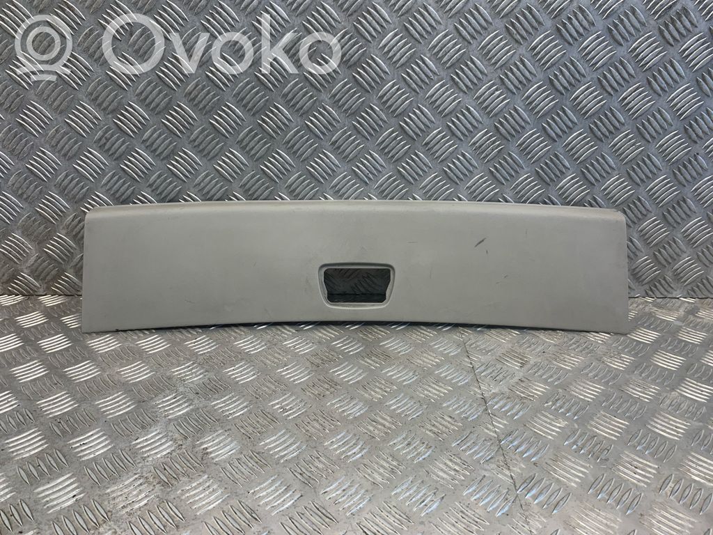 Kita salono detalė   11137,8663501