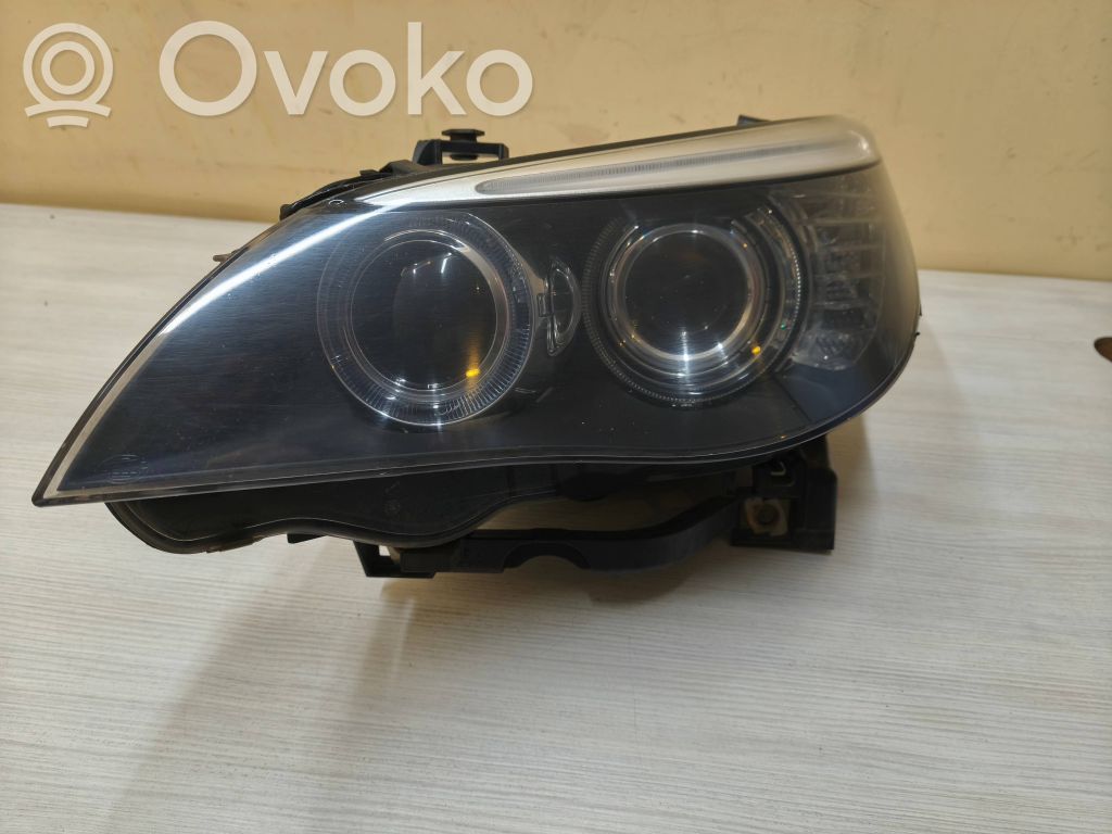 BMW 5 E60 E61 Lampa przednia 