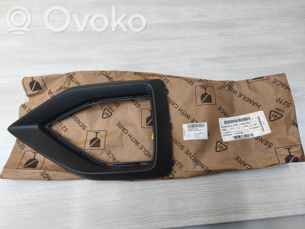 Audi Q2 - Etupuskurin jakajan koristelista 