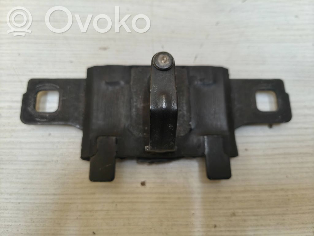 Traba/gancho de cierre de puerta de carga   8W9827507A