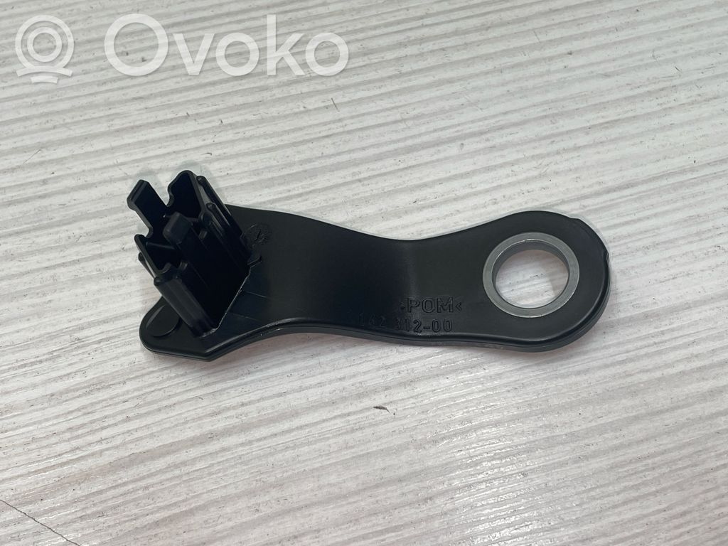 BMW 5 E60 E61 Ajovalon kannake 