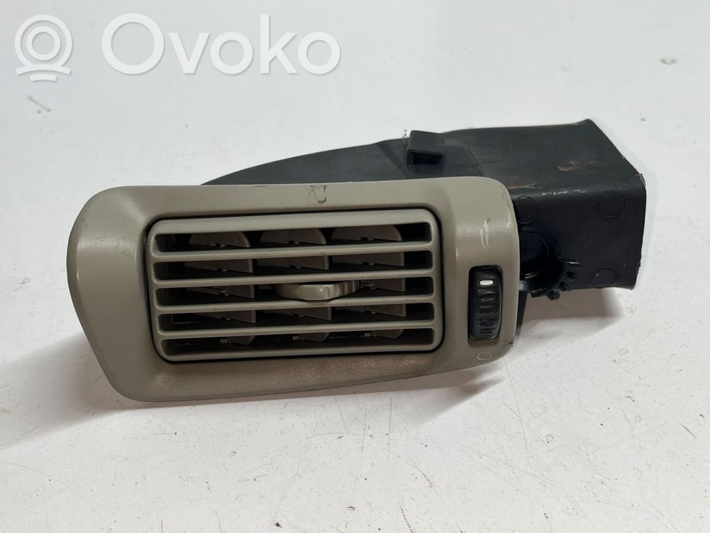Volvo S60 Dysze / Kratki środkowego nawiewu deski rozdzielczej 