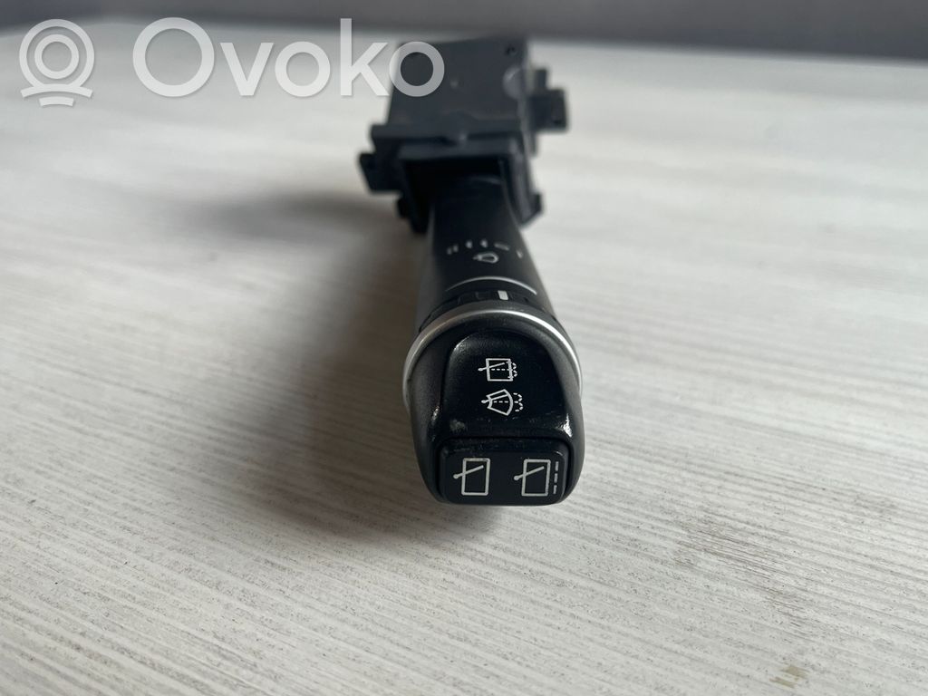 Volvo XC70 Pyyhkijän vipu 