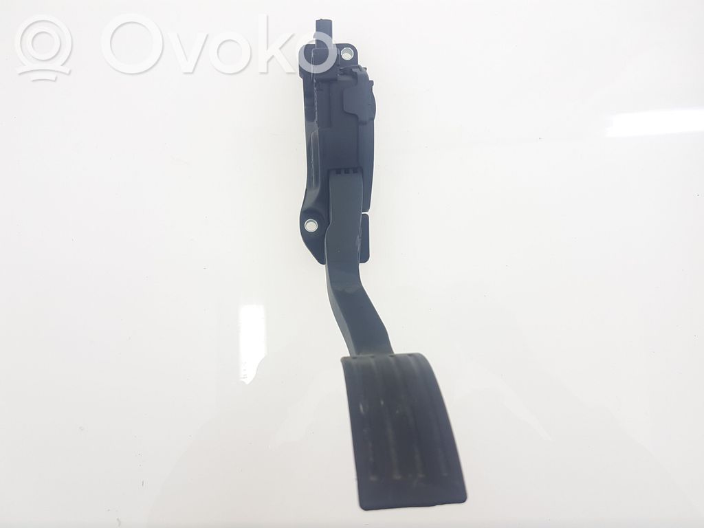 Ford C-MAX II Akceleratoriaus pedalas 