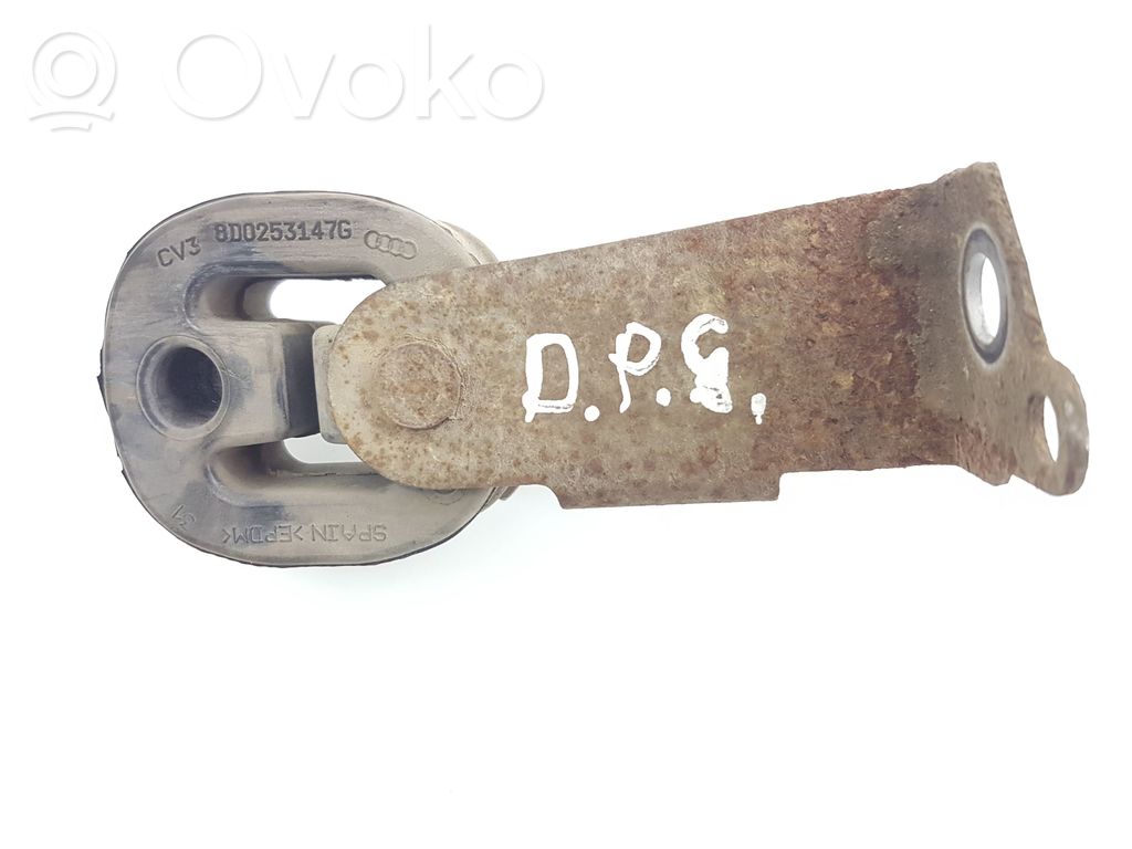 Audi Q5 SQ5 8R Muffler mount bracket/holder 