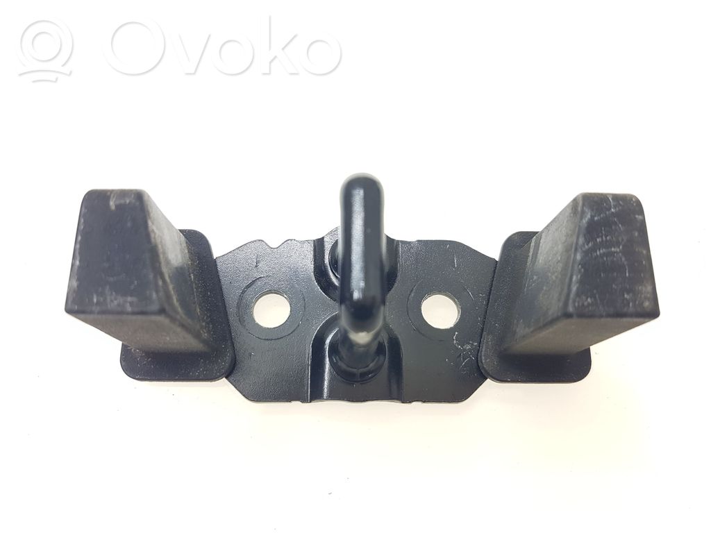 Ford Escape IV Loading door lock loop/hook striker 