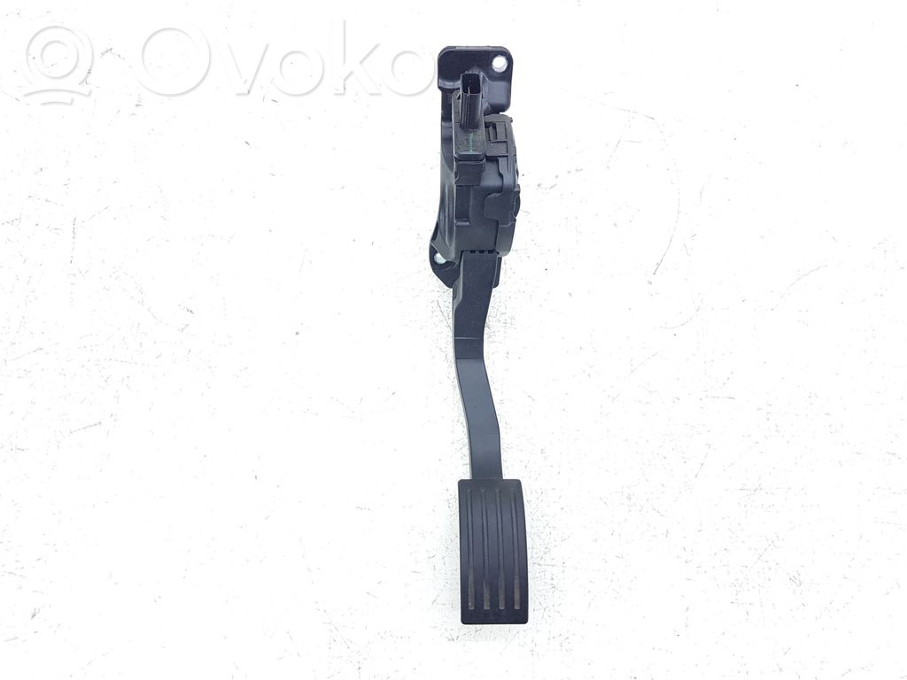 Ford C-MAX II Akceleratoriaus pedalas 