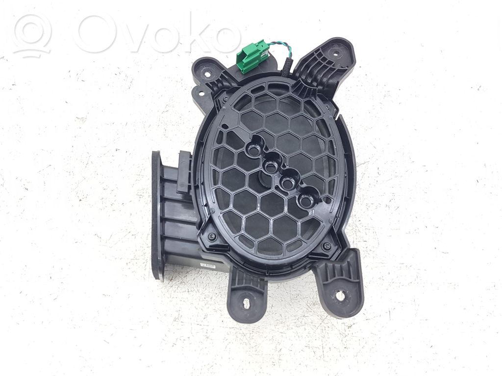 Ford Escape IV Subwoofer-bassokaiutin 