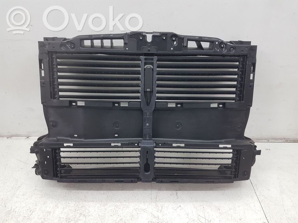 Ford Escape IV Radiatoriaus oro nukreipėjas (-ai) 