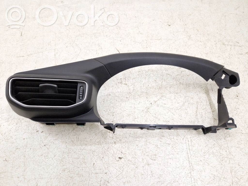 Ford Explorer VI Dashboard trim 