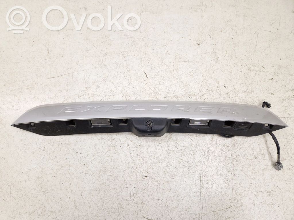 Ford Explorer VI Éclairage de plaque d'immatriculation 